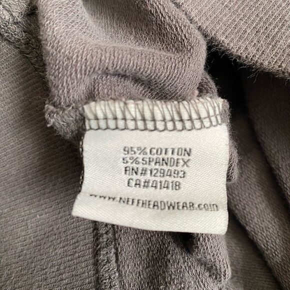 Neff Long Sleeve Top Gray Floral Womens Size Small - Picture 5 of 5